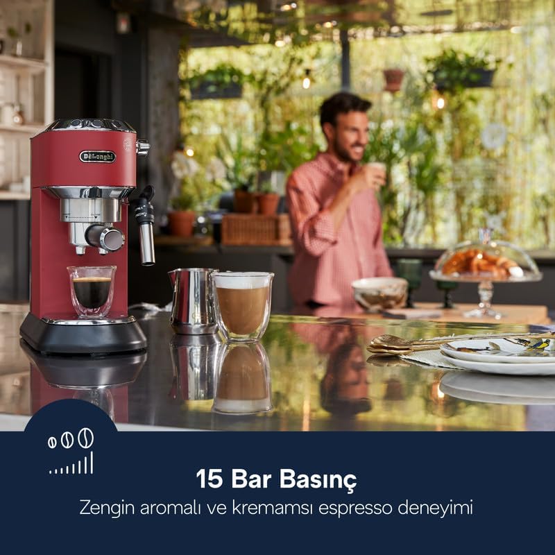 De'Longhi Dedica Arte Espresso Machine - MyLatteArt Milk Foam Nozzle, 15 BAR Pressure, Steel Tamper Included, Beige Gold - Create Perfect Espresso, Cappuccinos, and Latte Art at Home - EC885.BG