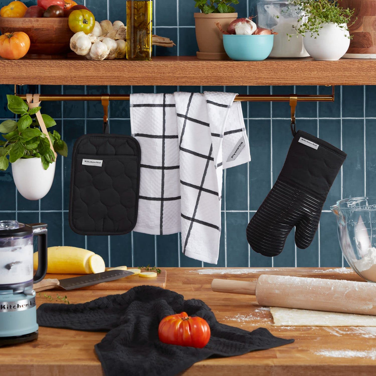 KITCHENAID Quilted Cotton Terry Cloth Oven Mitt, Pot Holder, Kitchen Towel 4-Pack Set, Heat Resistant, Silicone Grip, 16"x26", 7"x13" & 7"x10", Milkshake Tan