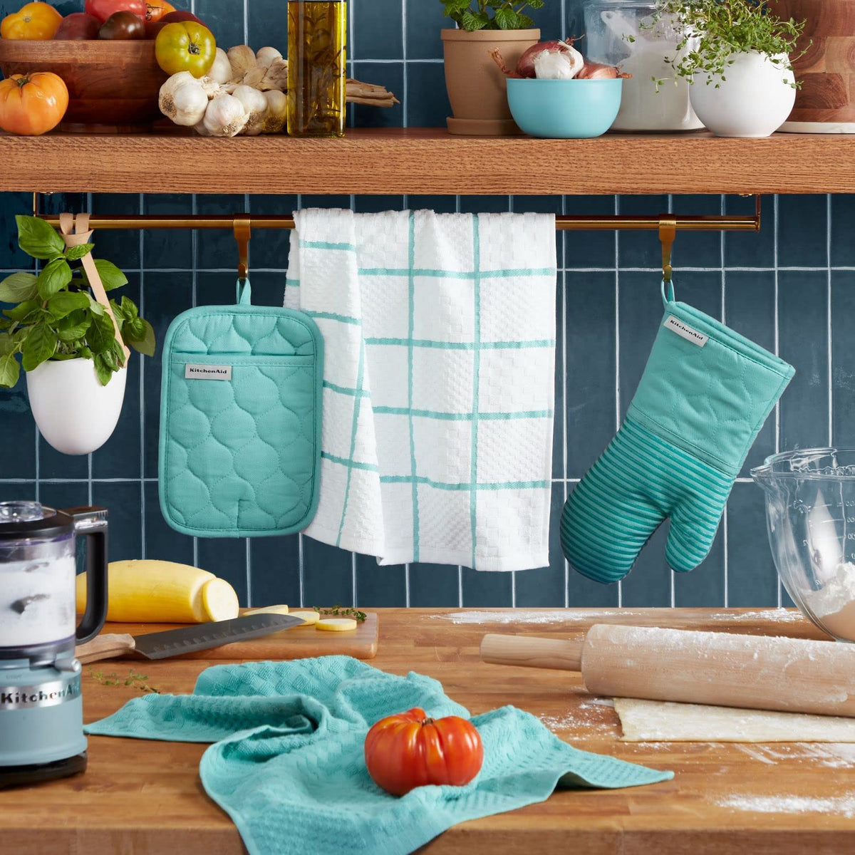 KITCHENAID Quilted Cotton Terry Cloth Oven Mitt, Pot Holder, Kitchen Towel 4-Pack Set, Heat Resistant, Silicone Grip, 16"x26", 7"x13" & 7"x10", Milkshake Tan