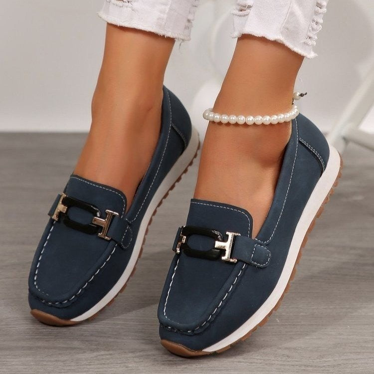 Women's Platform Metal Chain Casual Sneaker - souqmart